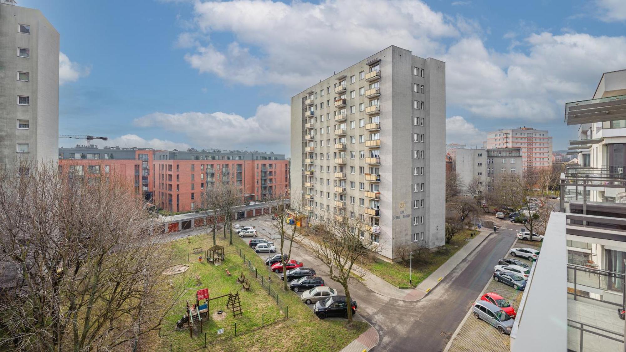 Apartment Garden Gates By Sun & Snow With Roof Terrace *